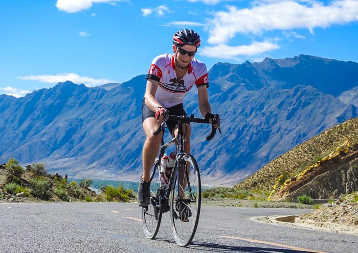 Cycling in Tibet