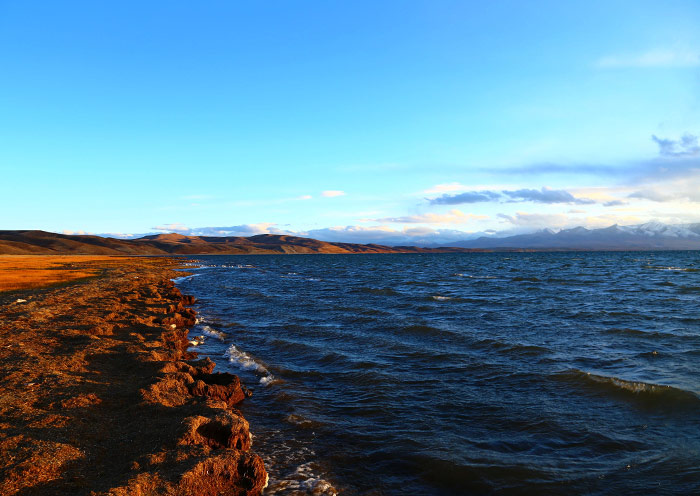 Lake Manasarovar in the Late Afternoon