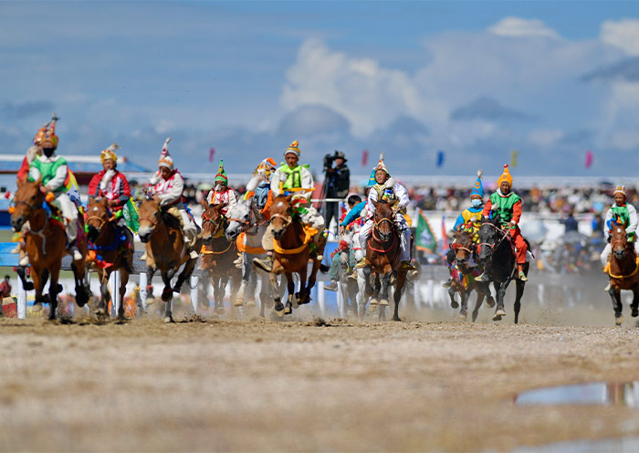 Tibet Horse Racing Festival