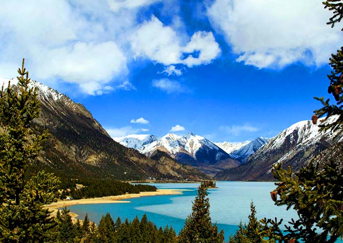 Ranwu Lake, Tibet