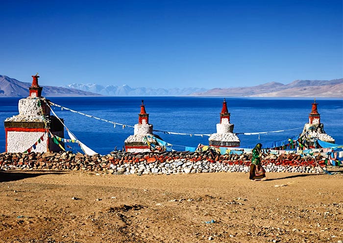 Tangra Yumco Lake
