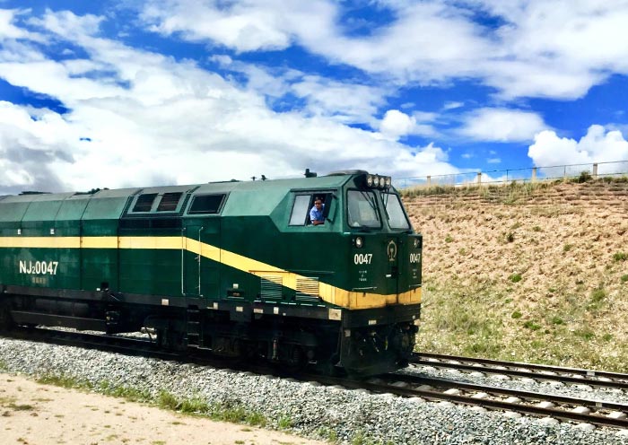 Train To Lhasa, Tibet