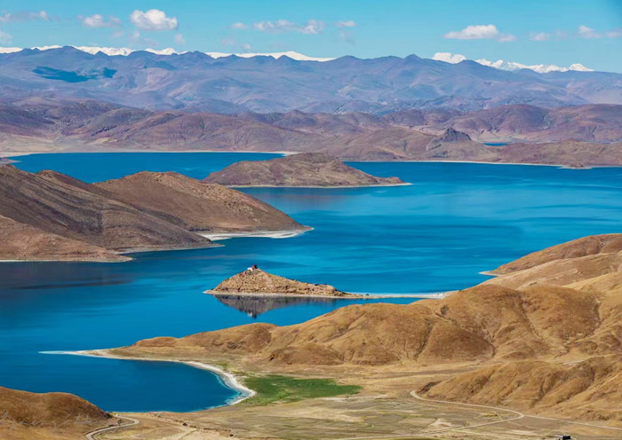 Yamdrok Lake, Tibet