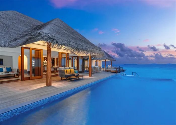 Two Bedroom Sunset Over Water Pool Residence
