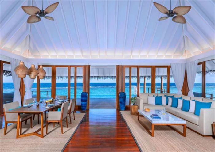 Two Bedroom Sunset Over Water Pool Residence
