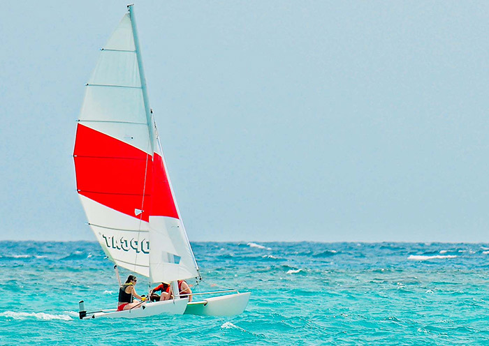 Fihalhohi Resort
 Fihalhohi Resort