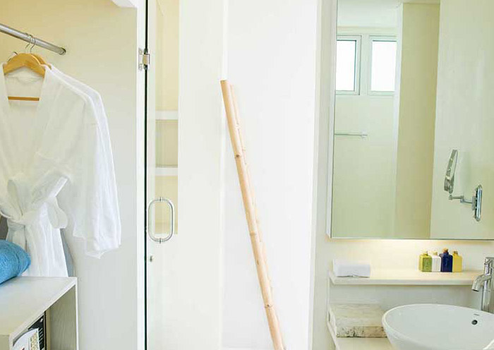Holiday Inn Resort Kandooma Maldives Beach House
