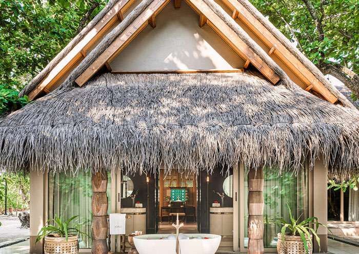 Luxury Beach Villa With Pool
