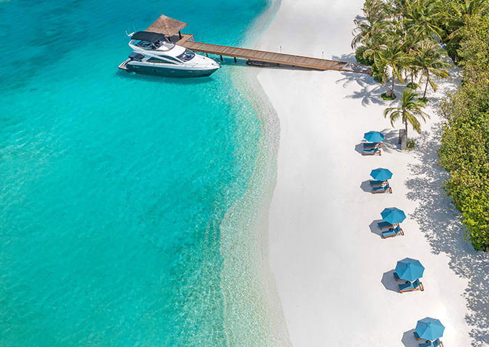 Naladhu Private Island
 Naladhu Private Island