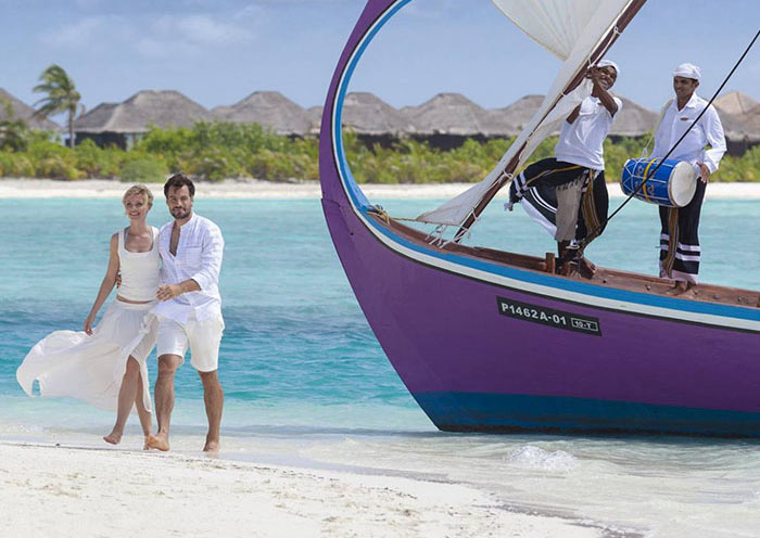 Naladhu Private Island
 Naladhu Private Island