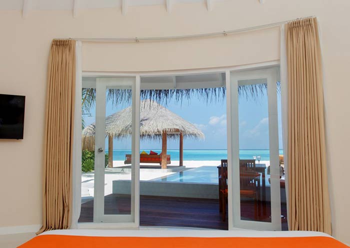 Sun Siyam Vilu Reef Beach Villa with Pool
