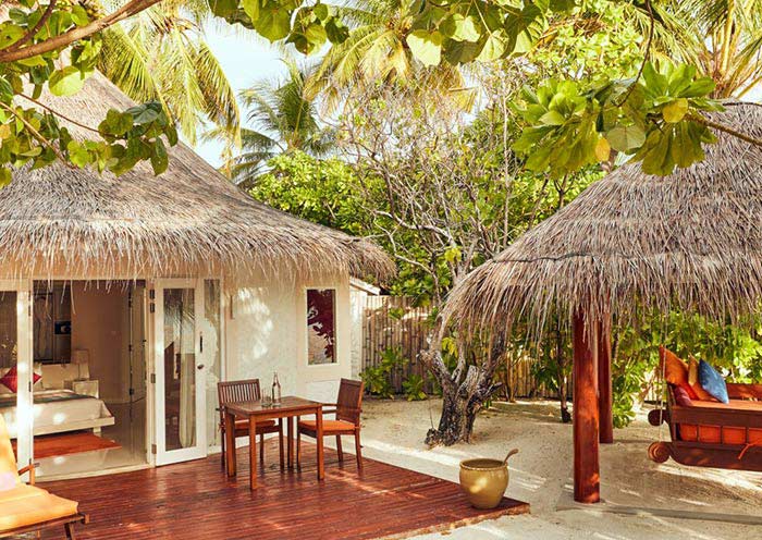 Sun Siyam Vilu Reef Deluxe Beach Villa
